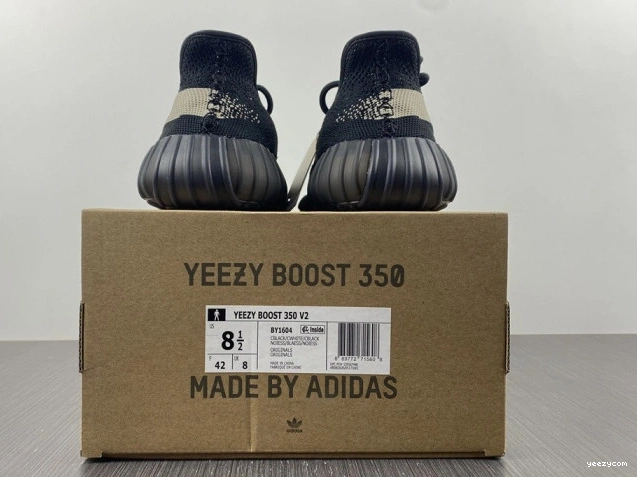 Yeezy White Core Adidas Boost BY1604 Black V2 350 1022